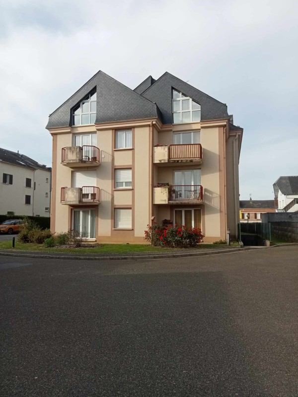 Entretien de résidence autour du Neubourg 27